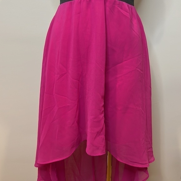 ✨HOST PICK✨ Women’s Cut Out Dress - Picture 4 of 14